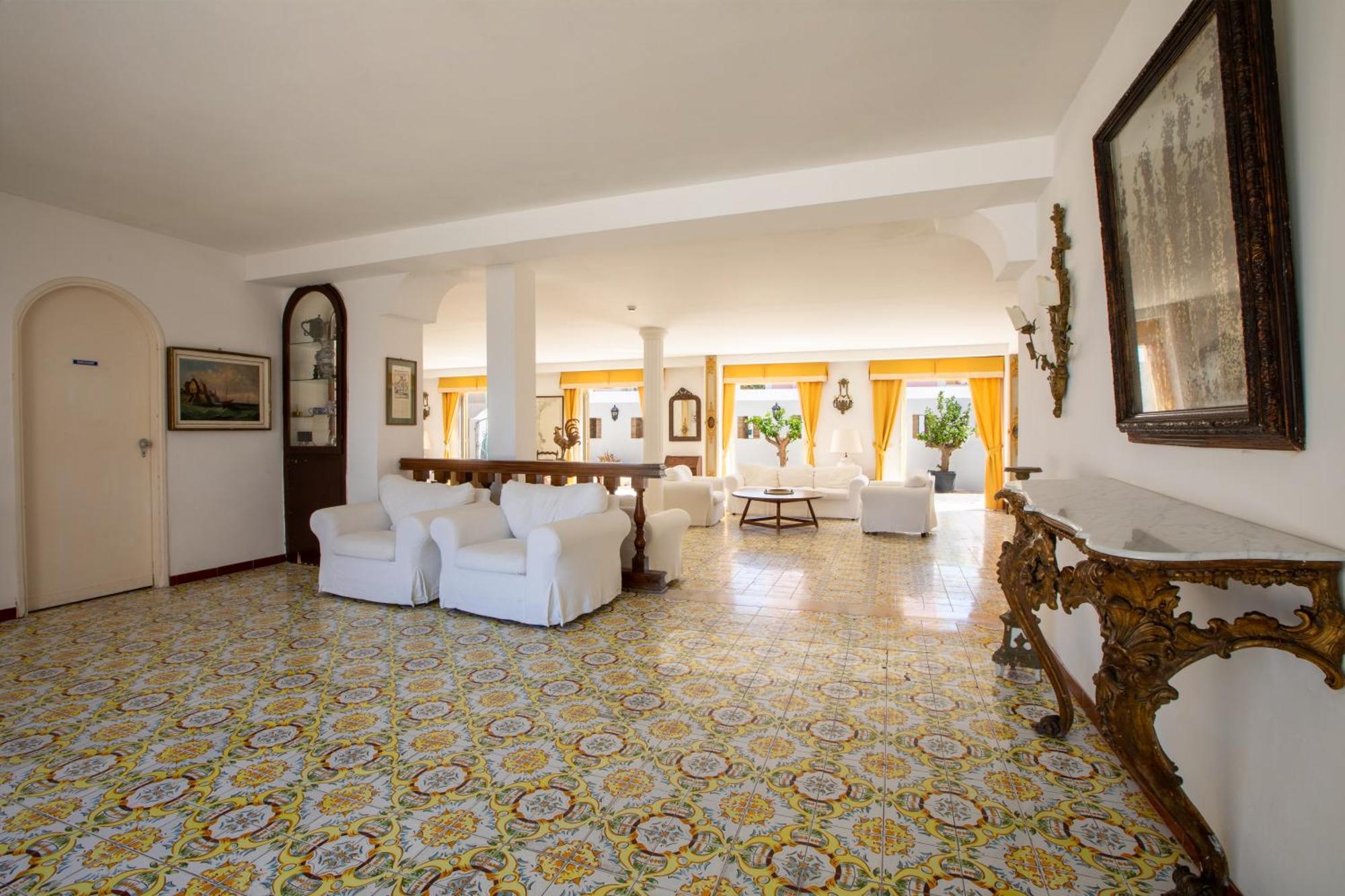 Hotel Torre Dei Borboni Ponza Kültér fotó