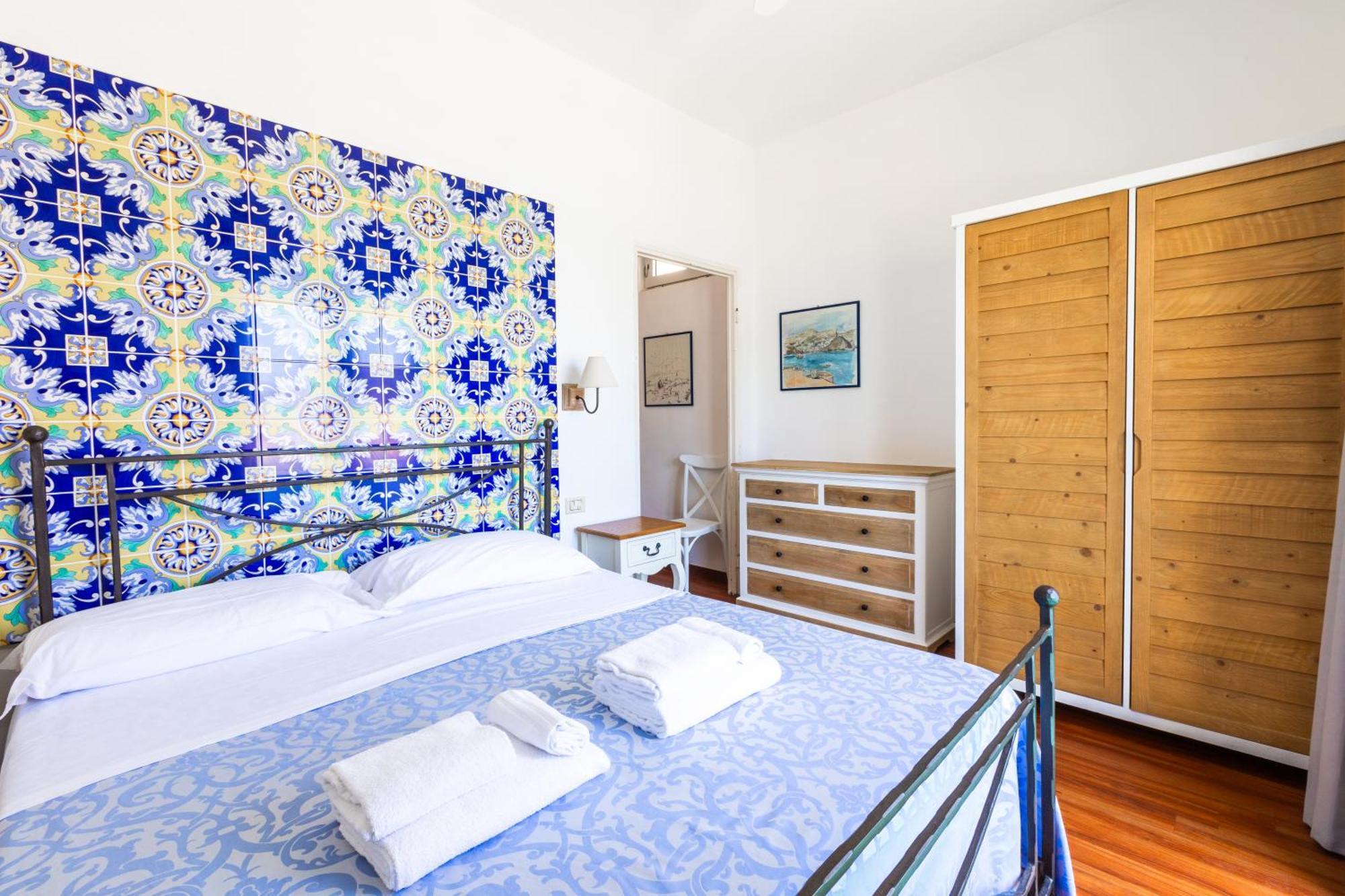 Hotel Torre Dei Borboni Ponza Kültér fotó