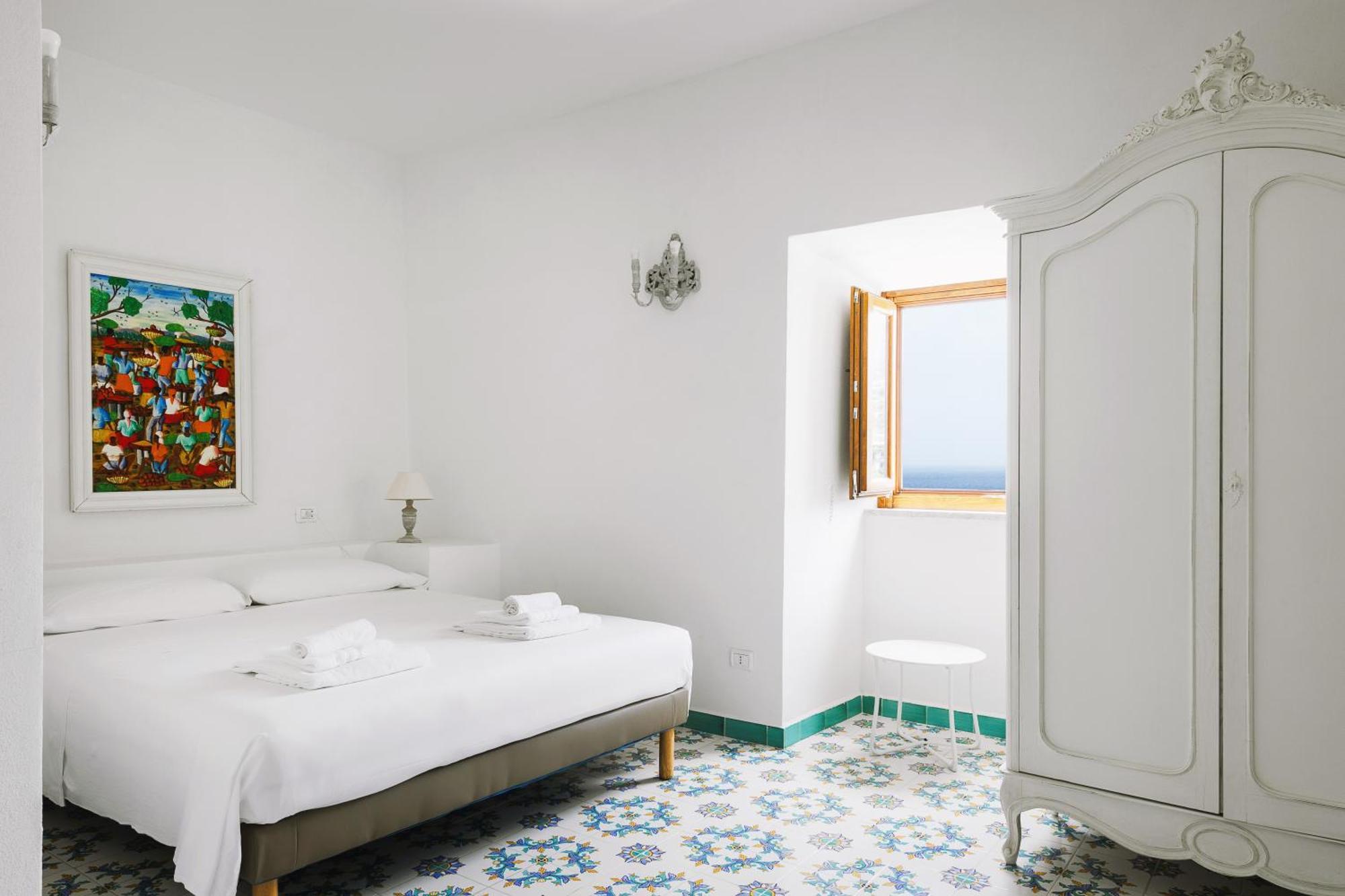 Hotel Torre Dei Borboni Ponza Kültér fotó