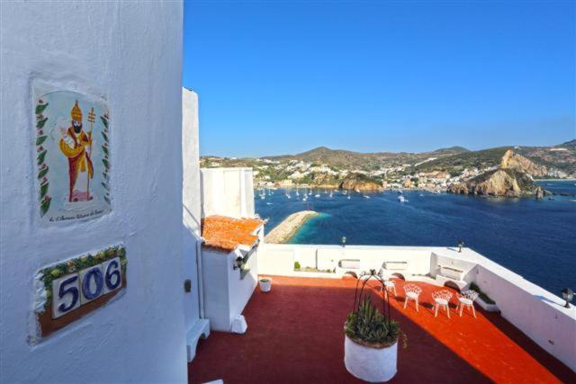 Hotel Torre Dei Borboni Ponza Kültér fotó