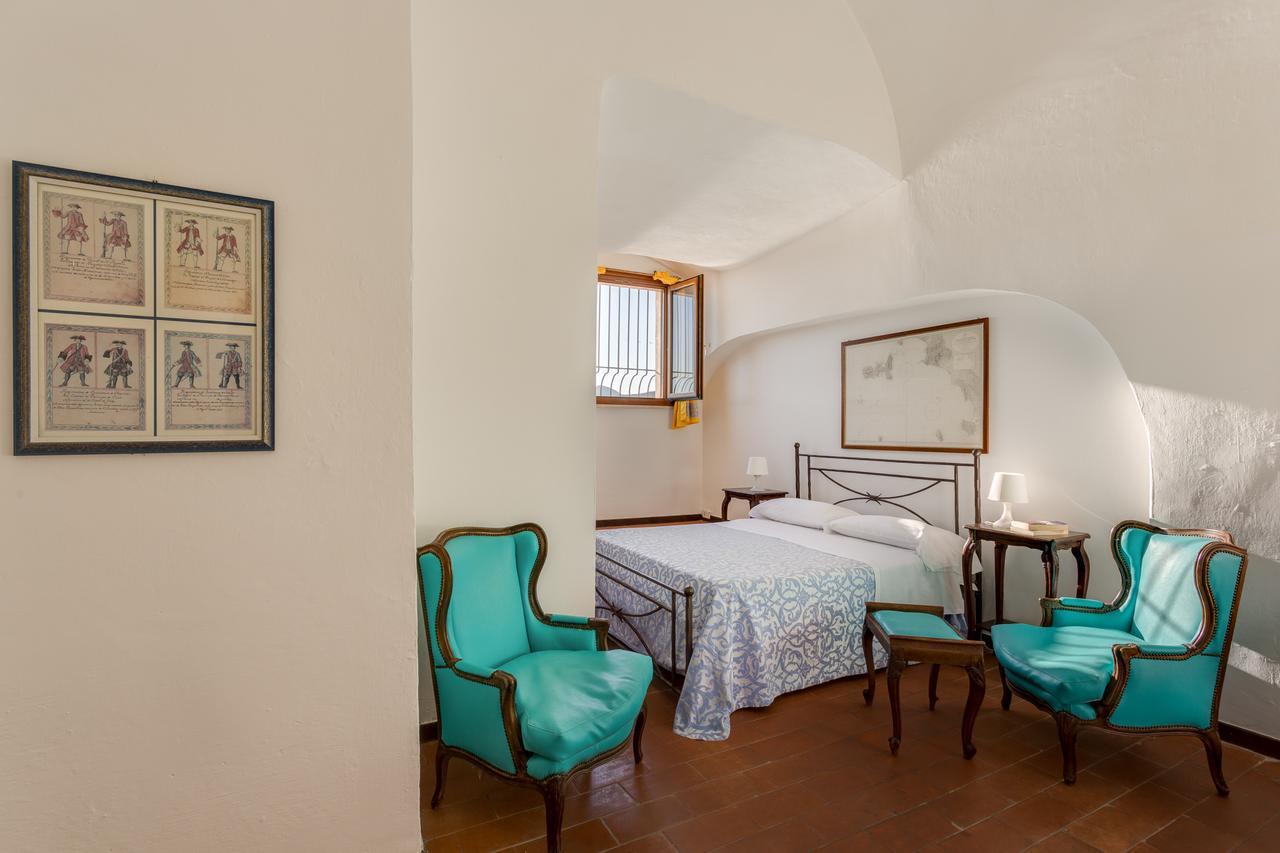 Hotel Torre Dei Borboni Ponza Kültér fotó