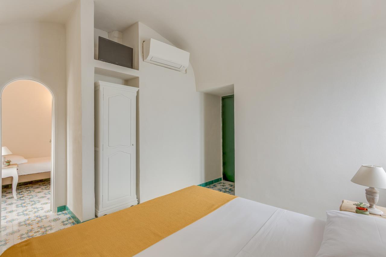Hotel Torre Dei Borboni Ponza Kültér fotó