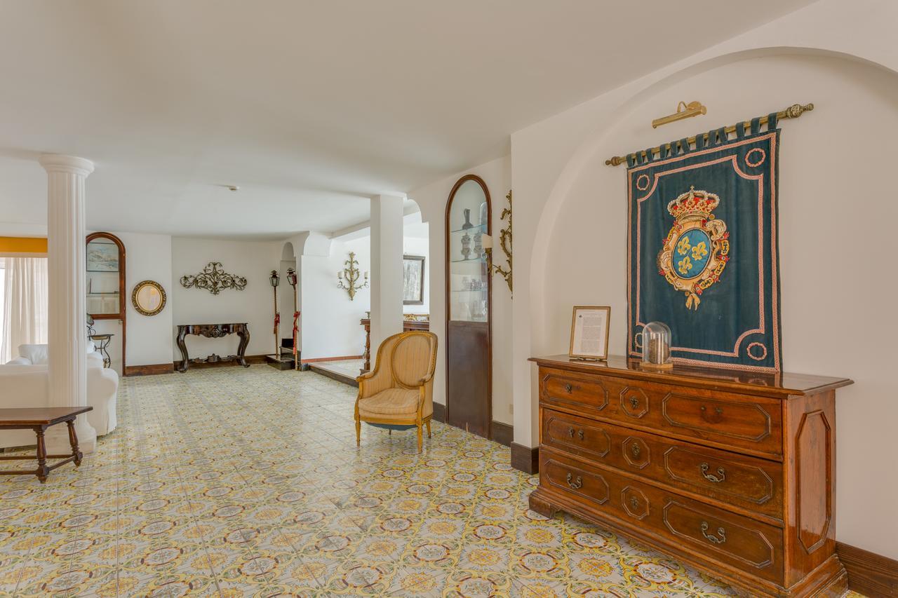 Hotel Torre Dei Borboni Ponza Kültér fotó