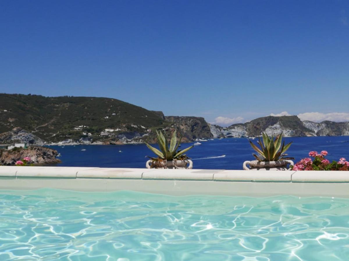 Hotel Torre Dei Borboni Ponza Kültér fotó