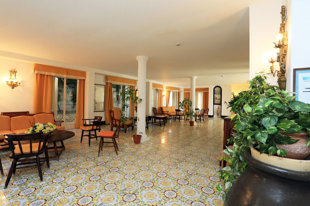 Hotel Torre Dei Borboni Ponza Kültér fotó