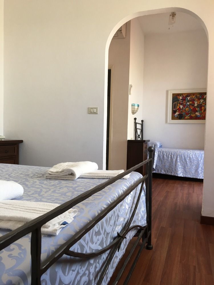 Hotel Torre Dei Borboni Ponza Kültér fotó