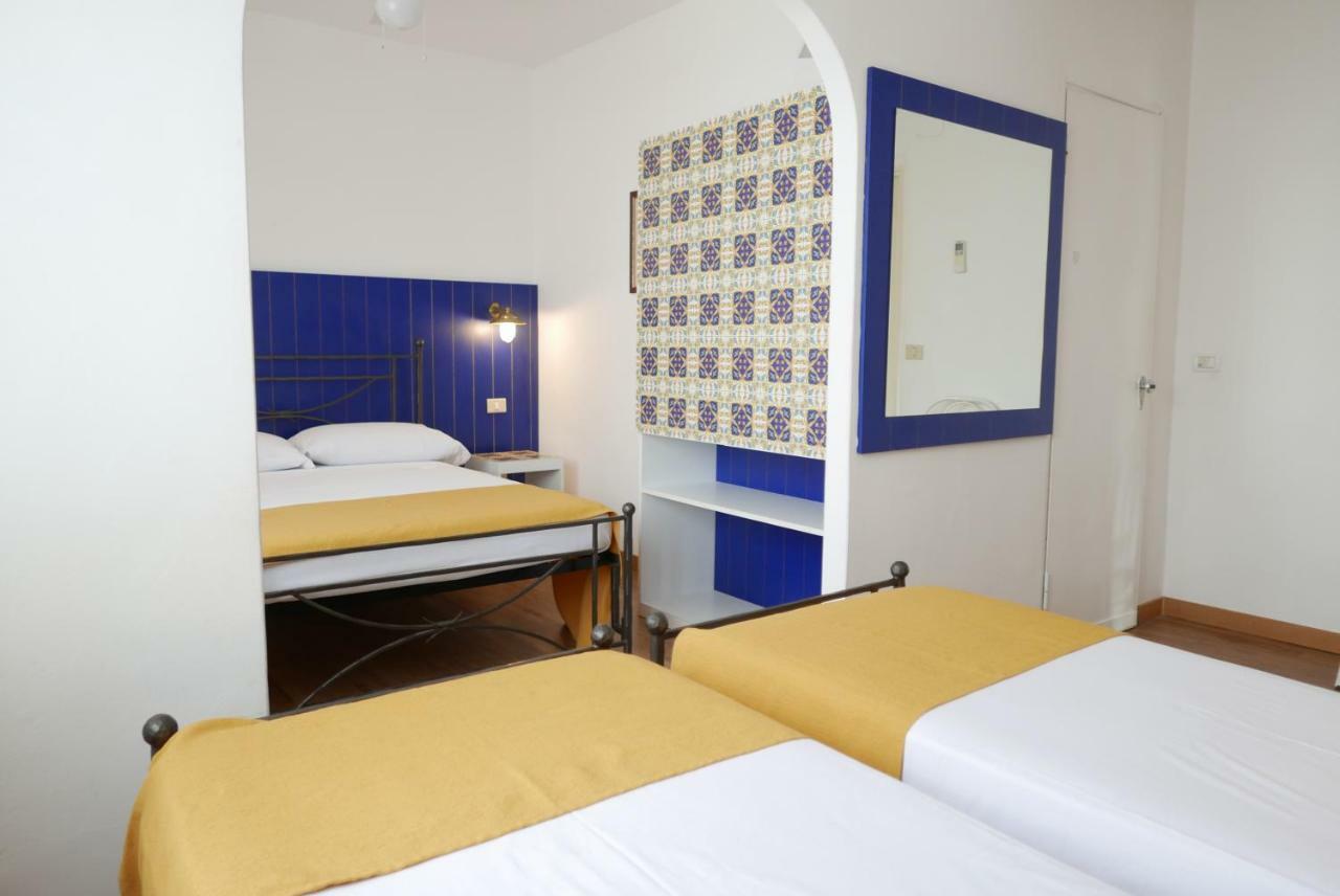 Hotel Torre Dei Borboni Ponza Kültér fotó