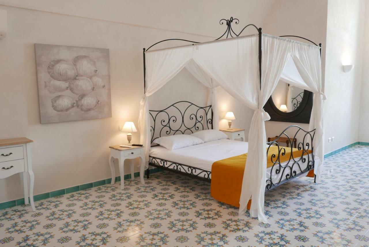 Hotel Torre Dei Borboni Ponza Kültér fotó