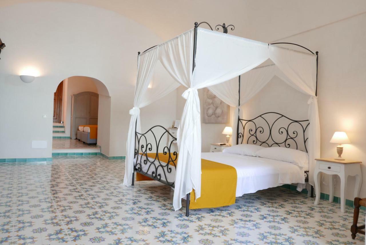 Hotel Torre Dei Borboni Ponza Kültér fotó